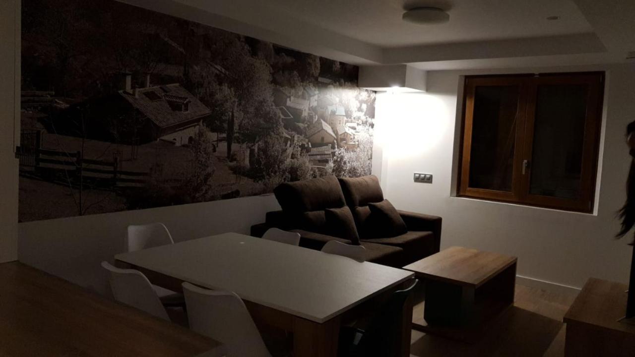 Aparthotel Aldeas De Ezcaray Extérieur photo